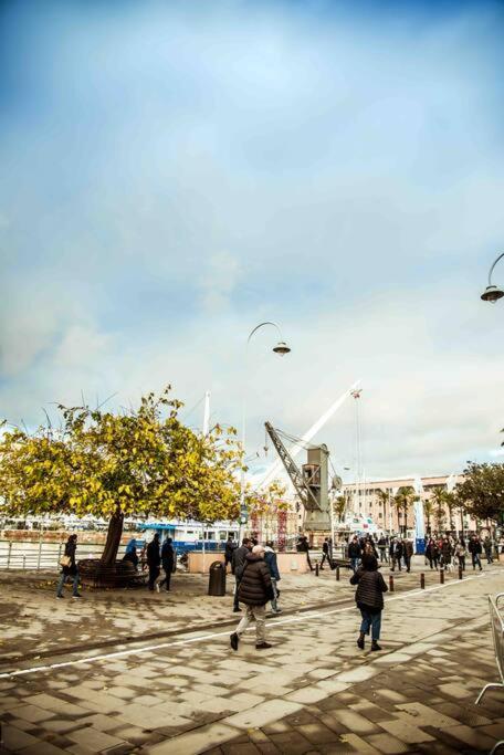 La Finestra Sul Cielo Del Porto Antico Di Genova Apartment Exterior foto