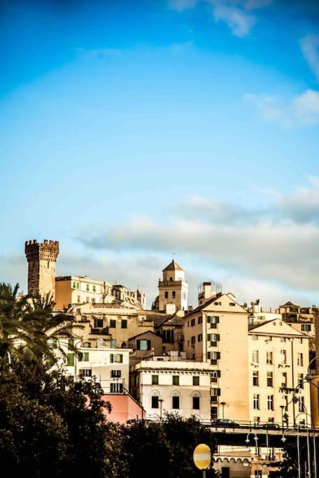La Finestra Sul Cielo Del Porto Antico Di Genova Apartment Exterior foto