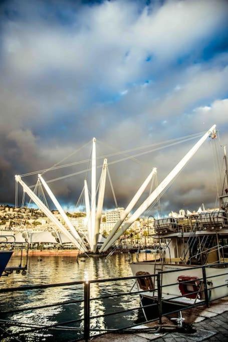 La Finestra Sul Cielo Del Porto Antico Di Genova Apartment Exterior foto